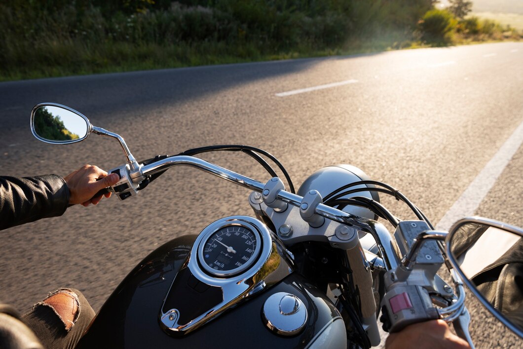Podróżowanie na dwóch kółkach: styl życia miłośników motocykli